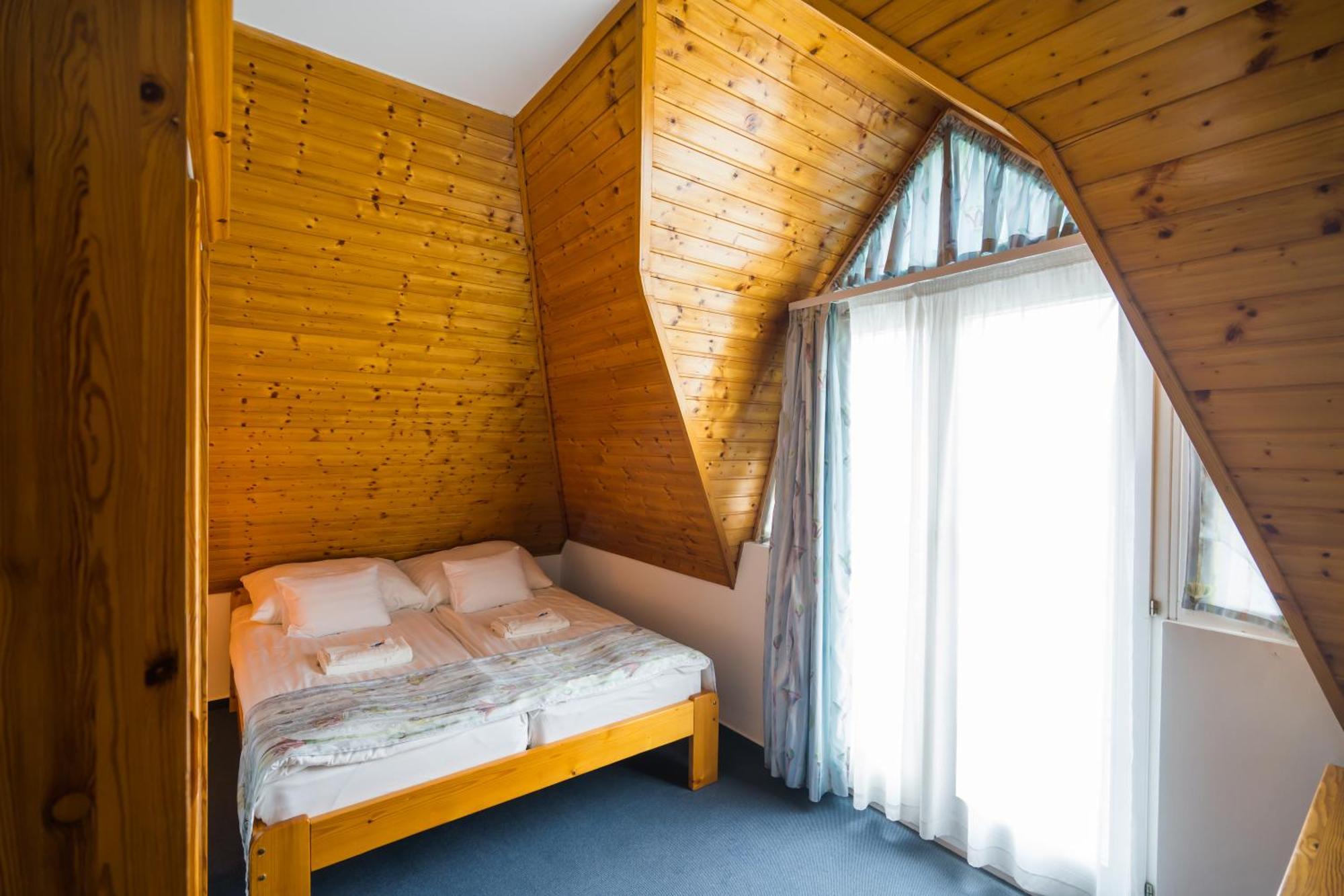 Gyorfi Apartmanhaz Zamárdi Dış mekan fotoğraf