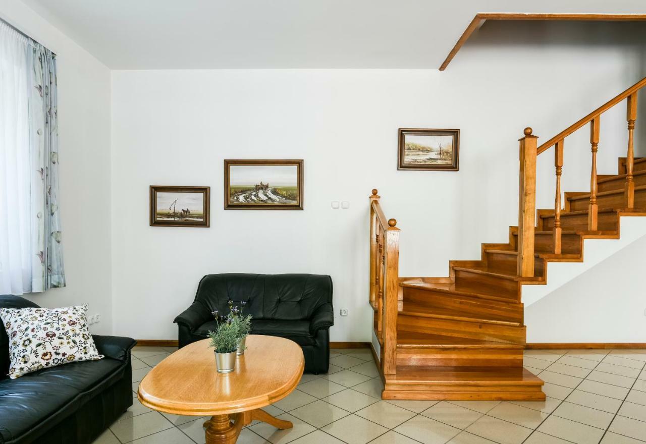 Gyorfi Apartmanhaz Zamárdi Dış mekan fotoğraf